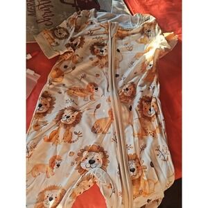 Bamboo Zippy Shorty Tan Lion  6 To 9 Months Double Zipper